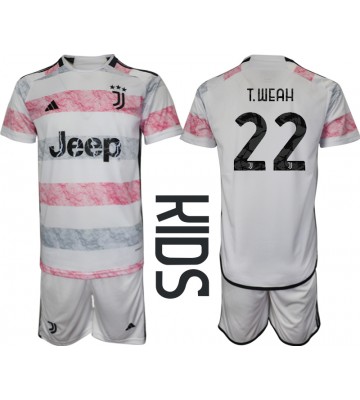 Juventus Timothy Weah #22 Replika Babytøj Udebanesæt Børn 2023-24 Kortærmet (+ Korte bukser)
